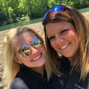 Meet your Posher, Mae